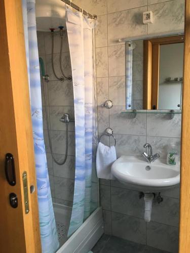 Apartment Okrug Gornji 11634a