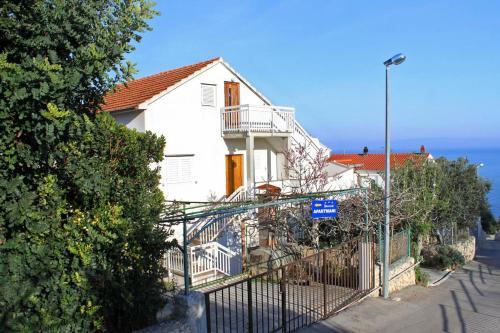 Apartment Businci 6012c
