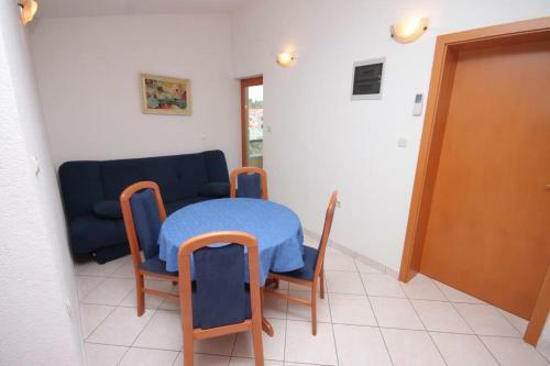 Apartment Seget Vranjica 7559b