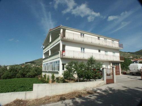 Apartment Seget Donji 2041d