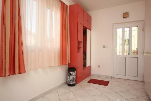 Apartment Slatine 9433c