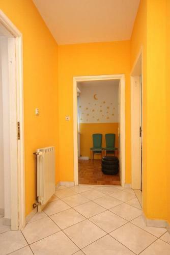 Apartment Slatine 9433c