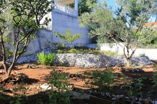 Apartment Slatine 9433c