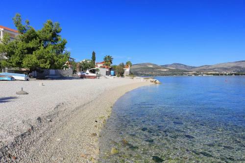 Apartment Slatine 9433b