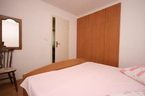 Apartment Slatine 6888b