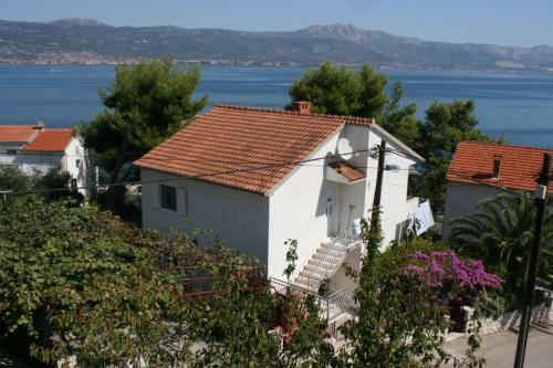 Apartment Slatine 6888b