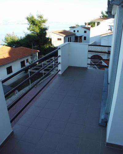 Apartment Slatine 460a