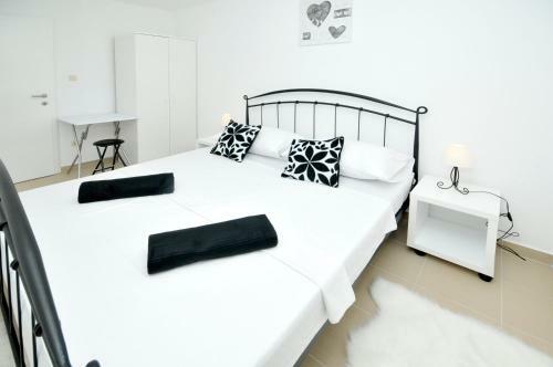 Apartmani Mijatovi?