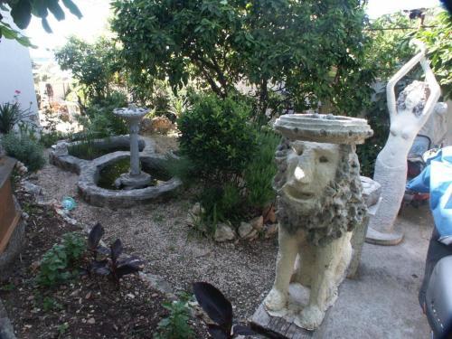 Apartments By The Sea Trogir - 2052