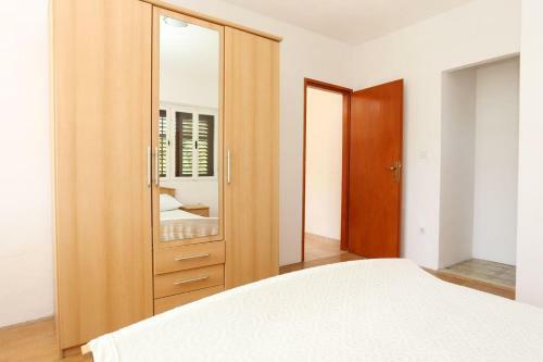 Apartment Trpanj 10148c