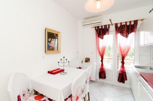 Apartments Villa Nikol