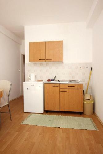 Apartment Trpanj 10180b
