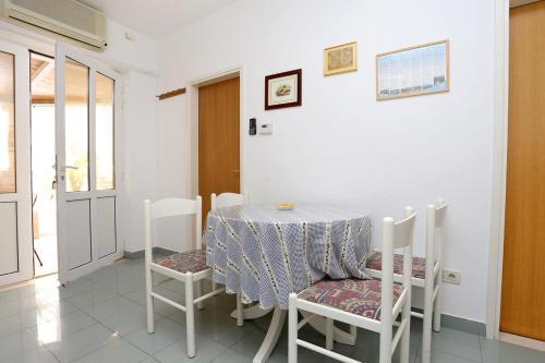 Apartments By The Sea Trstenik (peljesac) - 10119