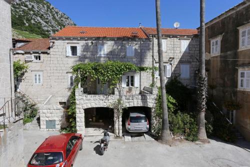 Apartment Trstenik 10119b