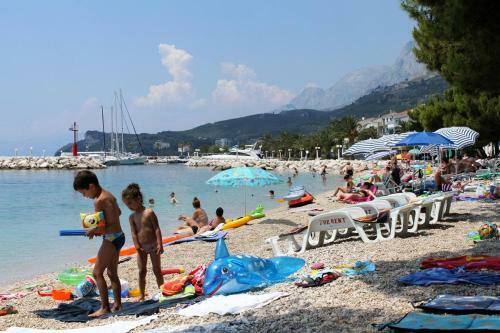 Apartments With A Parking Space Tucepi (makarska) - 13624