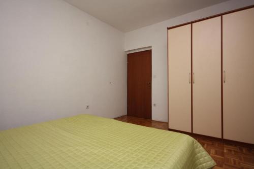 Apartments With A Parking Space Turanj (biograd) - 6212