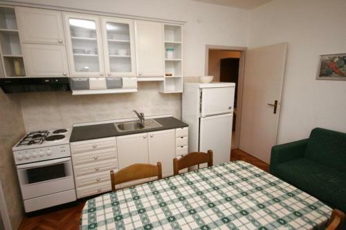 Apartment Turanj 6445b