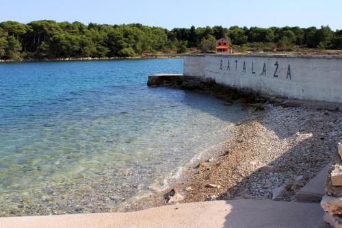 Apartment Ugljan 829a