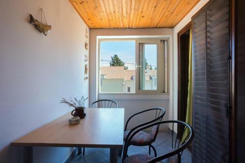 Apartment Ugljan 8241b