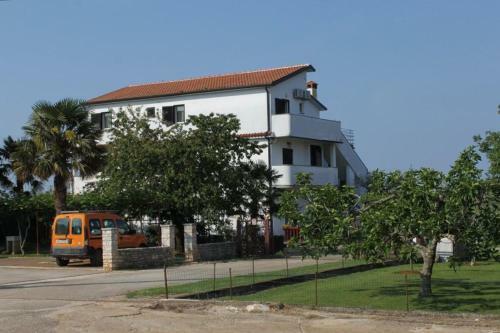 Hostal Double Room Babici 3046a