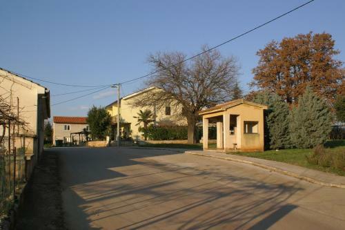 Hostal Double Room Babici 3046a