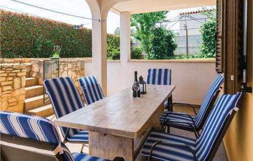 One-bedroom Apartment In Umag