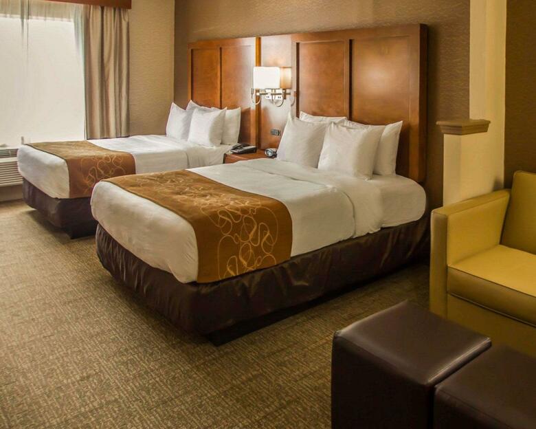 Hotel Comfort Suites