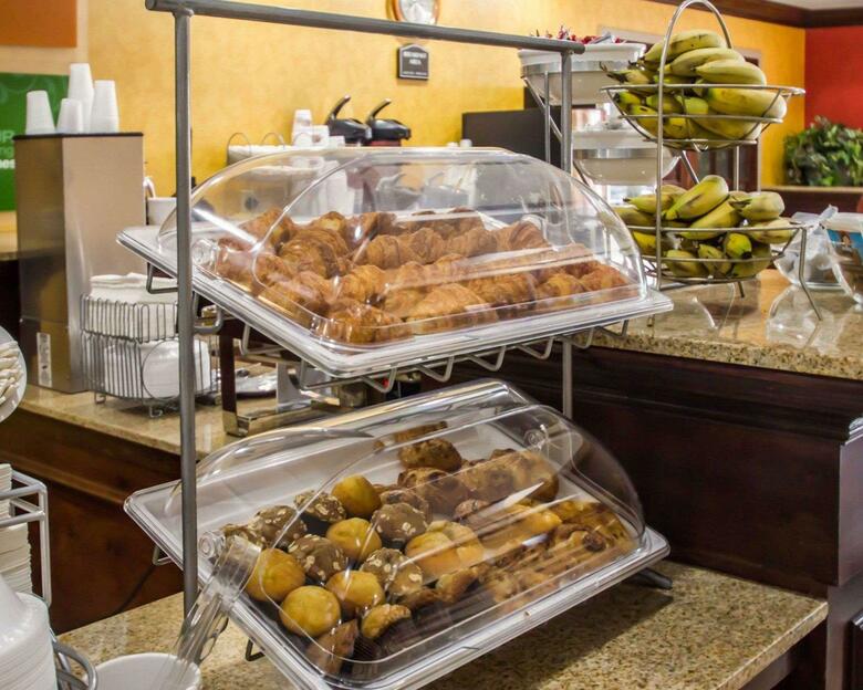 Hotel Comfort Suites