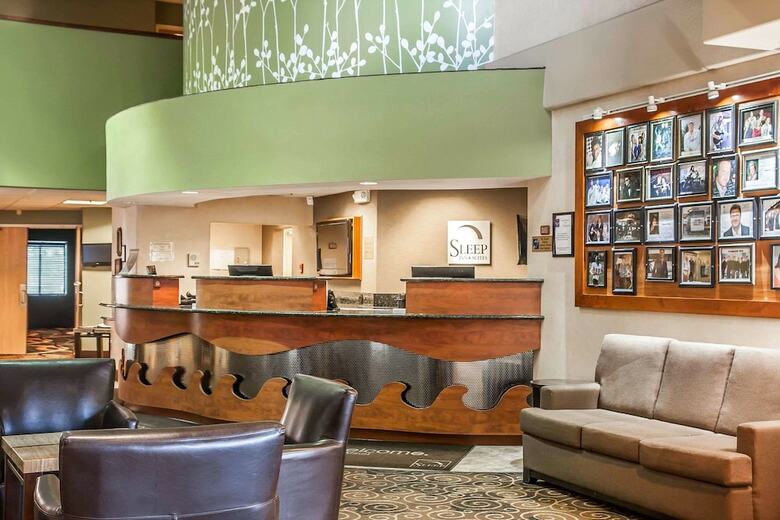Hotel Sleep Inn & Suites