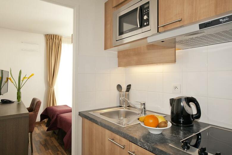Hotel Residhome Paris-asnieres