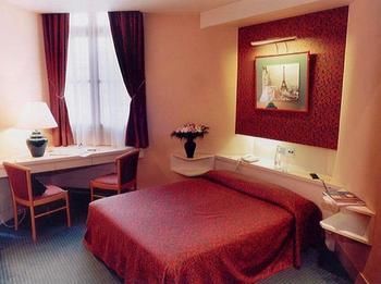 Hotel Kyriad Paris 10 - Gare De L'est