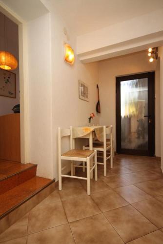 Apartments With A Parking Space Umag - 7171
