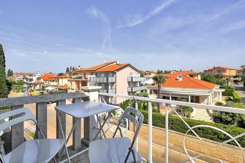 Hostal Nataly House With Apartments