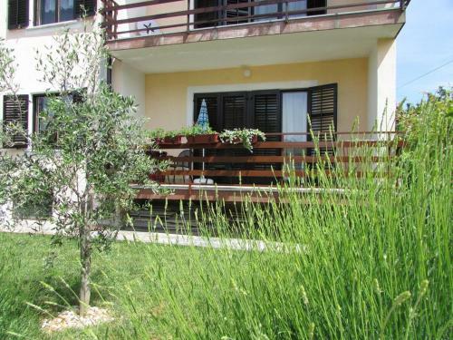 Mirela House With Apartment