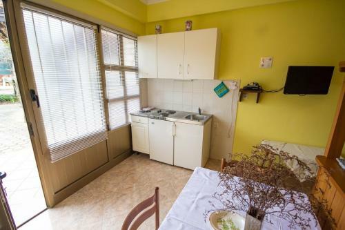 Sandra House With Apartment
