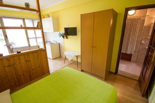 Sandra House With Apartment