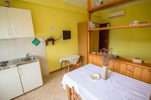 Sandra House With Apartment