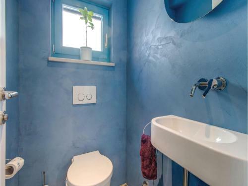 Two-bedroom Holiday Home In Plat