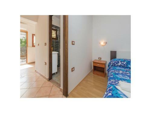One-bedroom Apartment In Vabriga