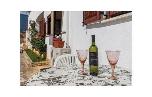 One-bedroom Apartment In Vabriga
