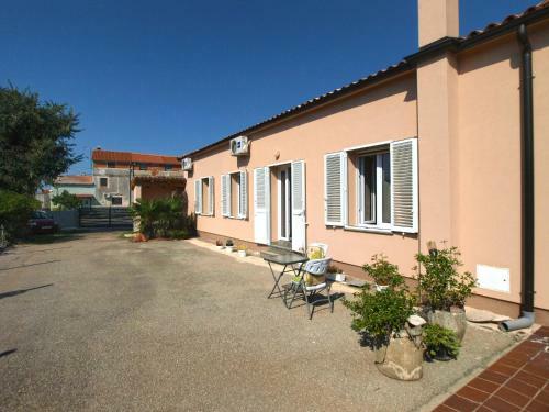 Apartments Davorka 1758