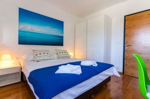 Luxury Apartment Amarin