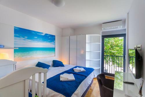 Luxury Apartment Amarin