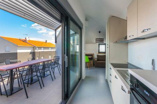 Luxury Apartment Amarin