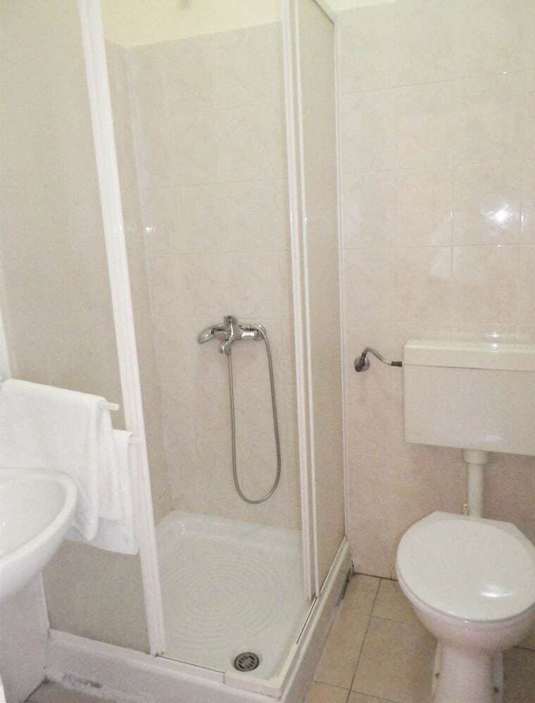 Hostal Rooms Senija