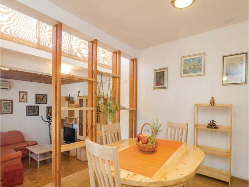 Three-bedroom Apartment In Vela Luka