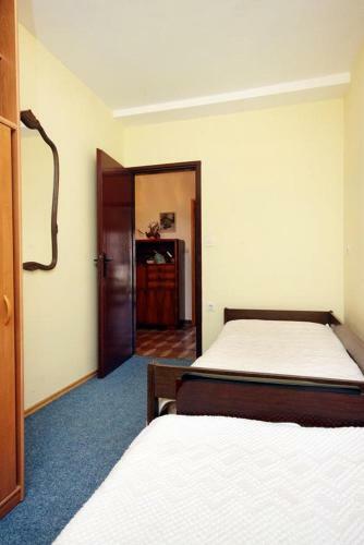 Apartments By The Sea Veli Iz (iz) - 6255