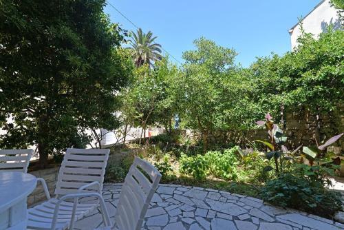 Apartment In Veli Losinj 14907