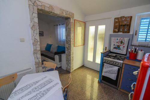 Apartment Veli Losinj 7959c