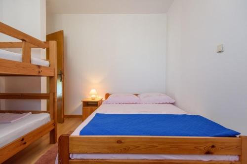 Holiday Home Veli Rat (3556)